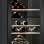 Bosch KWK36ABGA Weinkühlschrank mit Glastür, 199 Flaschen, 60cm breit, zwei Temp